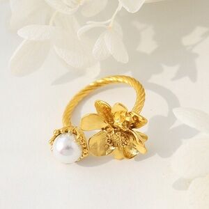 18K Gold Plated Flower Floral Ring*Open Ring*Pearl*Vintage Inspired Artsy*ML